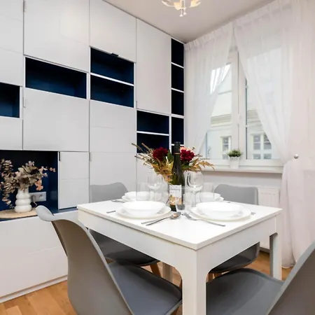 Old Town - 45m2, Location - By Rentujemy Appartamento Poznań